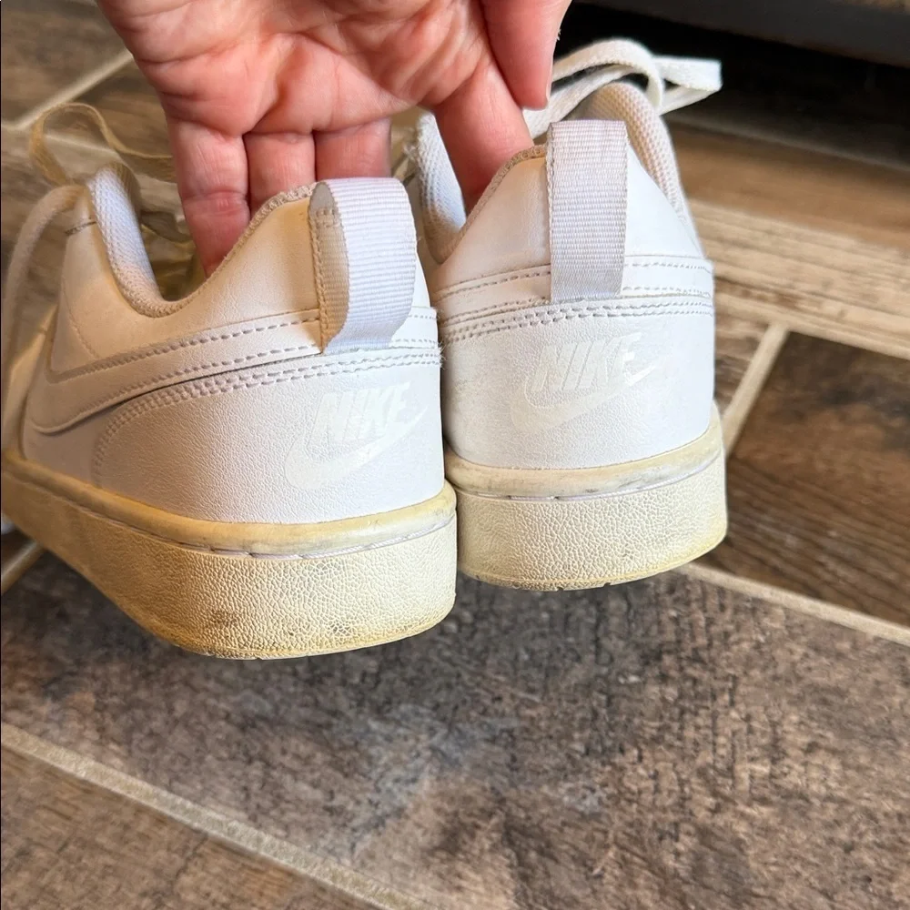 Nike Cream & White Low-Top  Sneakers